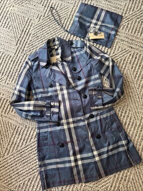 Burberry Blue Plaid Double-Breasted Rain coat with Matching Pouch